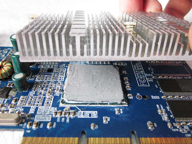 1769843474757942.jpg 導(dǎo)熱膏應(yīng)用案例.jpg